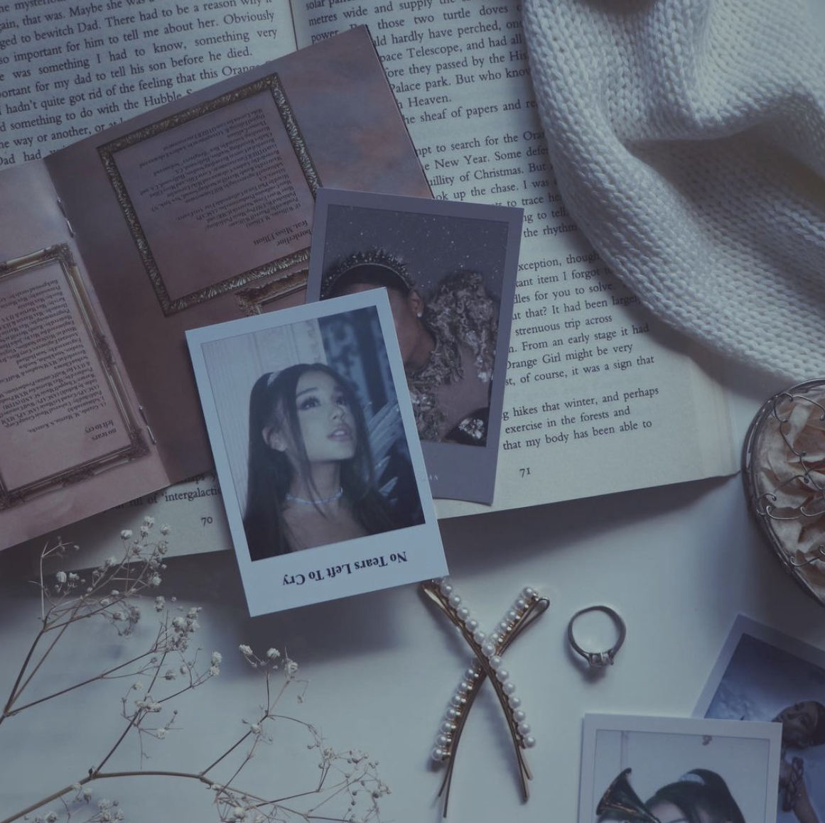 پک کامل آریانا گرانده کد ۱۰۹۲