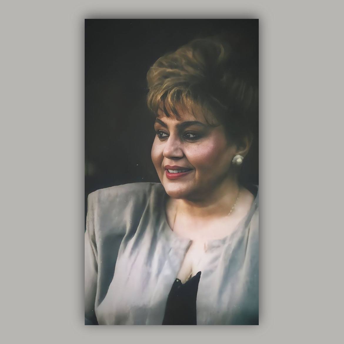 پوستر هایده